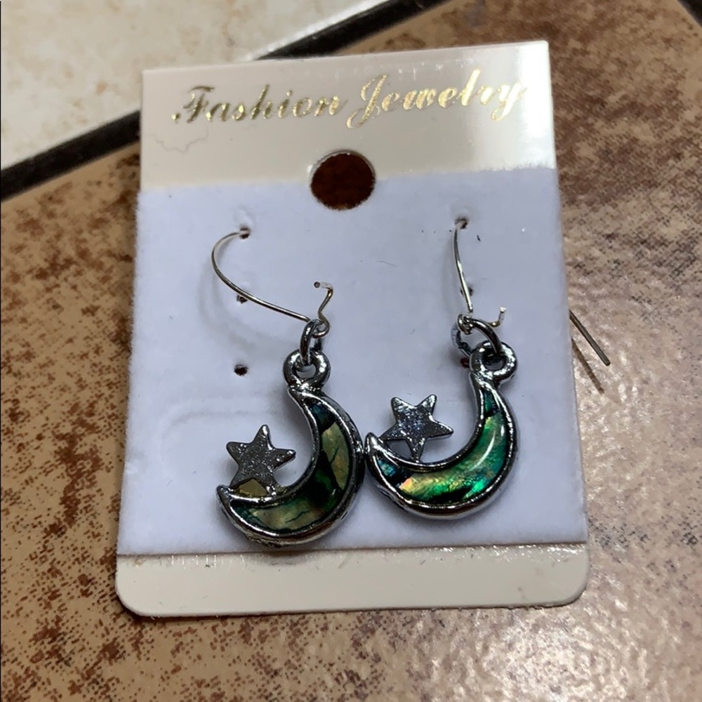 3/$10 - Moon and stars pierced earrings. NWOT.